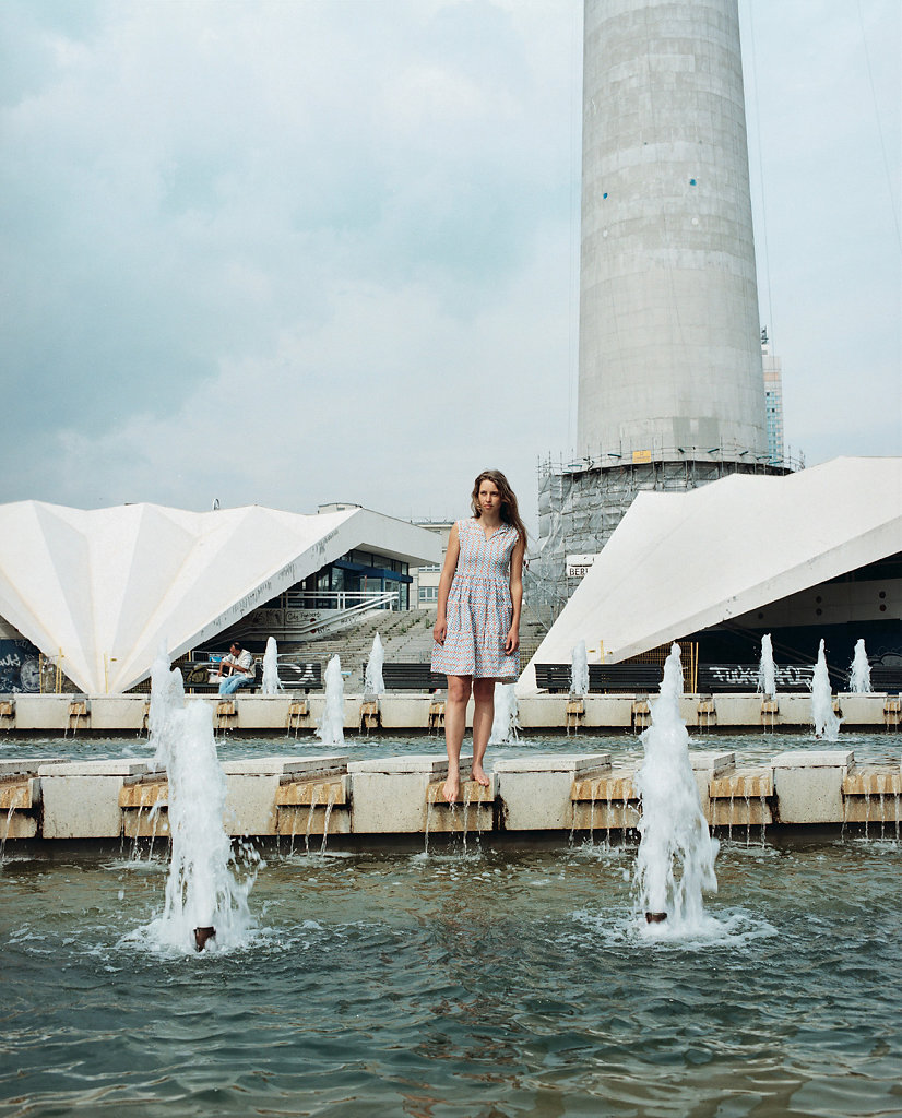 Wiebke Loeper, photographer, Alexanderplatz, Berlin (DE), 06/00